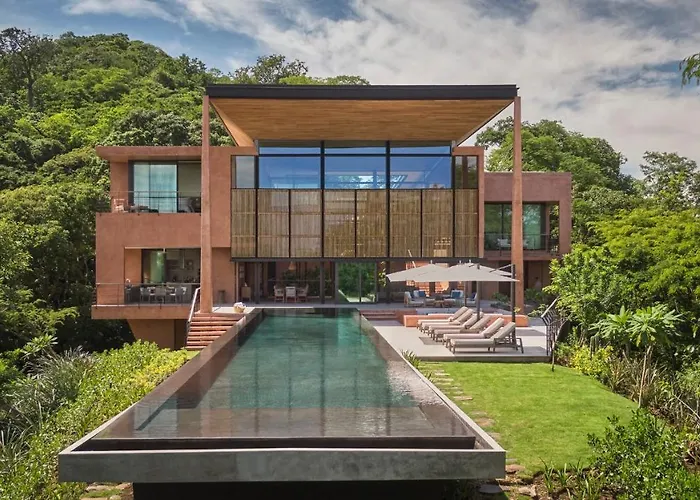 Four Seasons Peninsula Papagayo, Costa Rica
