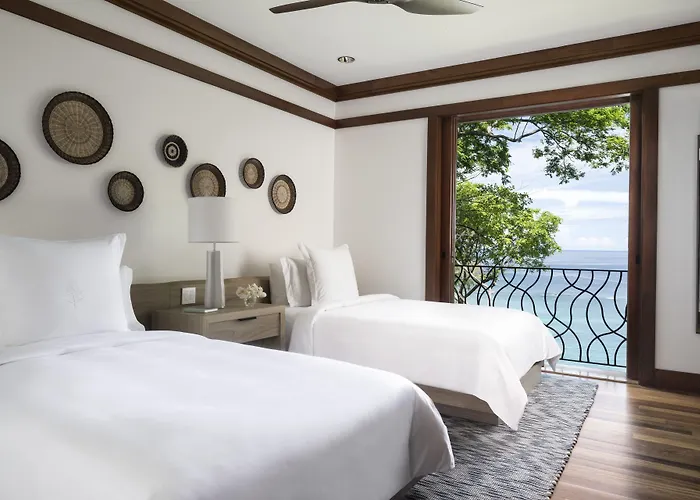 Four Seasons Peninsula Papagayo, Costa Rica 5*