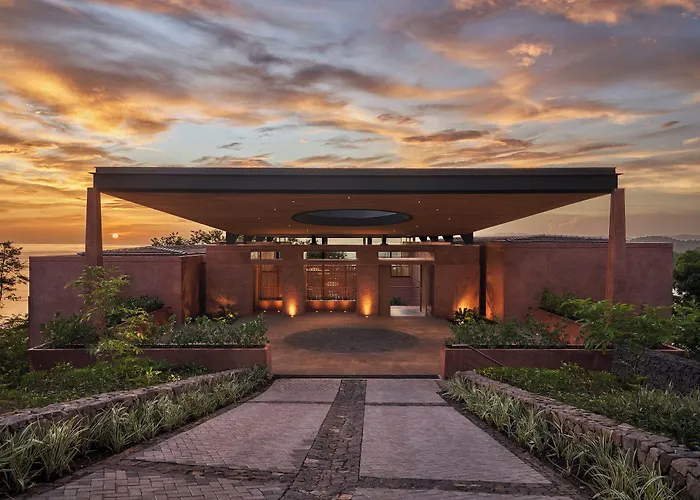 Four Seasons Peninsula Papagayo, Costa Rica 5*