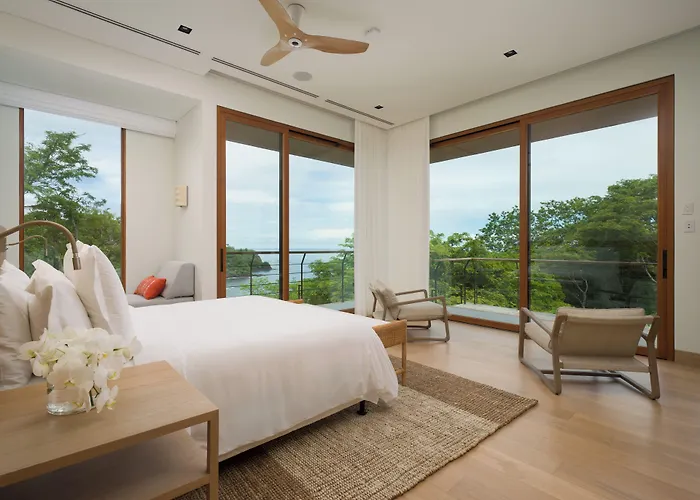 Four Seasons Peninsula Papagayo, Costa Rica